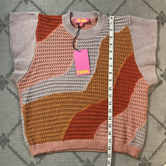NWT THML SWEATER - Picture 6 of 6